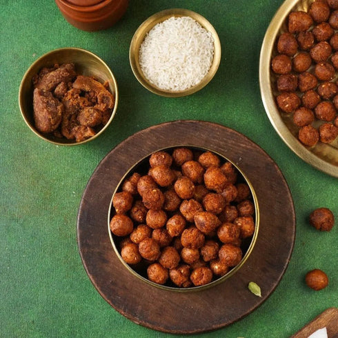 Sweet Karam Coffee Sweet Seedai Crunchy Jaggery Rice Balls